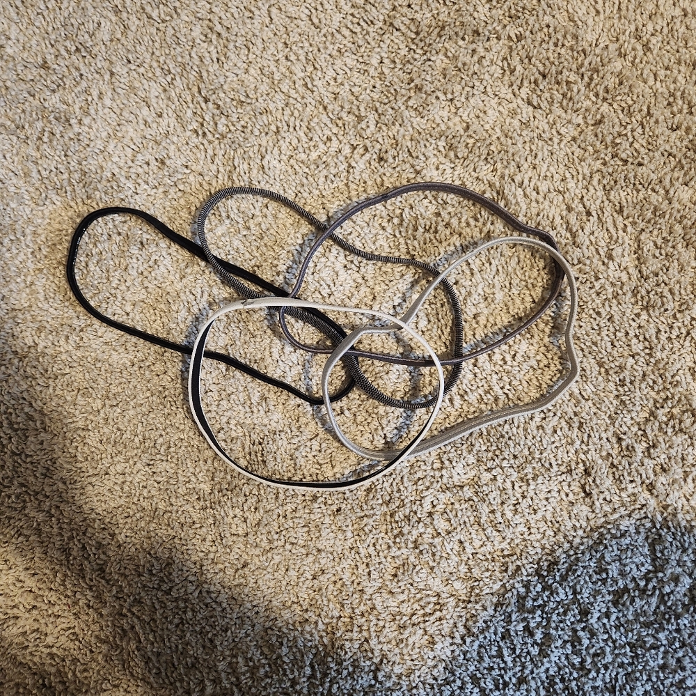Set of 5 Elastic Headbands in Black, Gray, and White